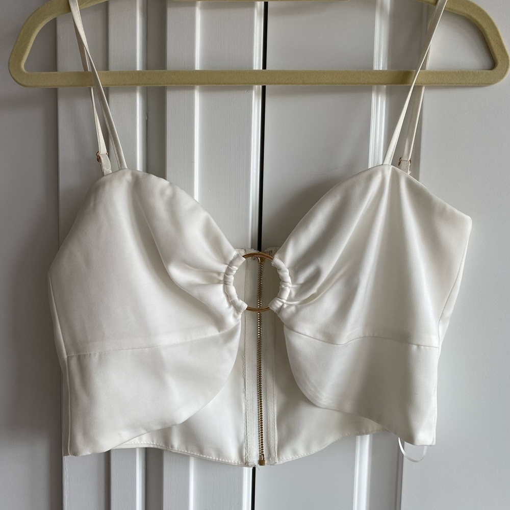 Jagger & Stone White Zip-up Cropped Top - Size 6